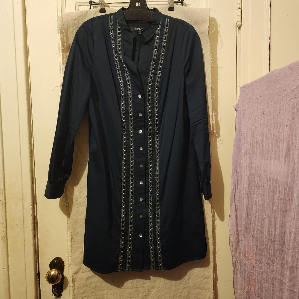 Badgley Mischka shirt dress. Size 6. Navy